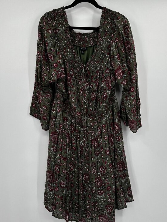 Dresses & Skirts - Torrid Olive Green Floral Smocked Waist Midi Dress
